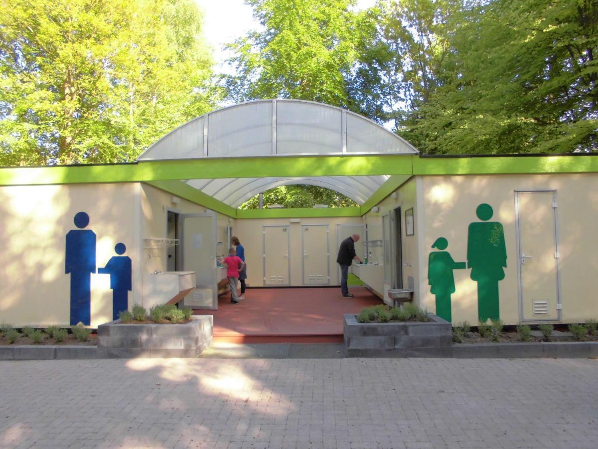 Vakantiepark 'T Urkerbos - Kabouterhuisje 외부 사진
